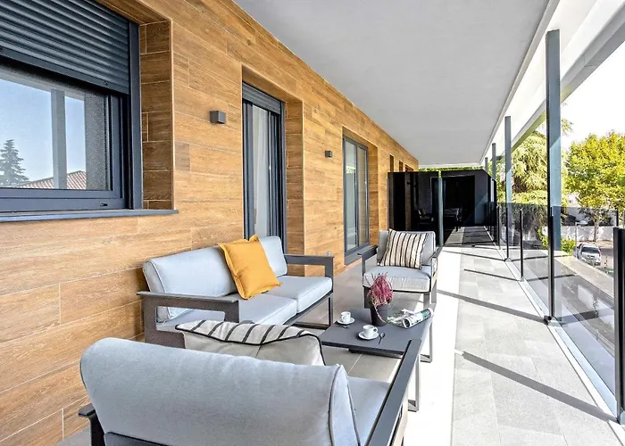 Lejlighed Genteel Arruzafa