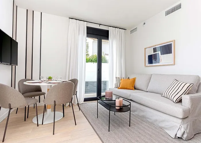 Genteel Arruzafa Apartment *